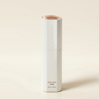 Hydrating treatment toner with advanced liposome care